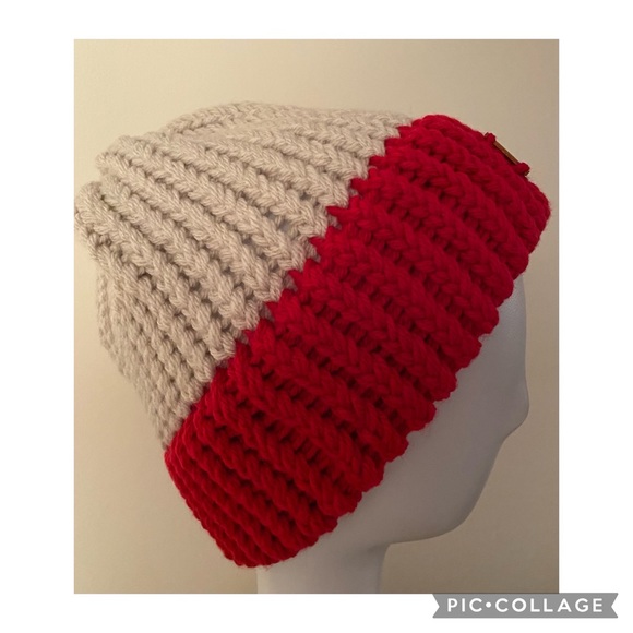 NWT Loom Knitted Hats, Warm and cozy, Knitting, Hats, Unisex, Handmade by Seller - Picture 2 of 4